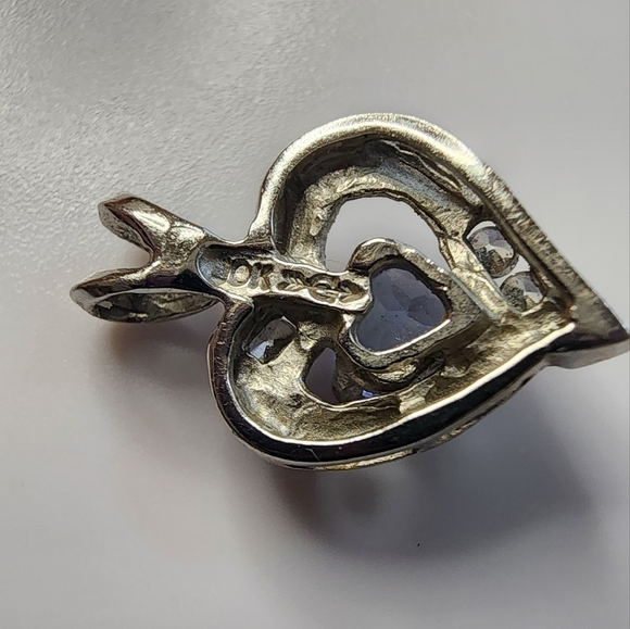 10k White Gold Tanzanite and CZ Heart Pendant - Picture 7 of 10
